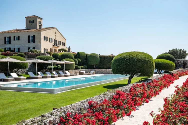4df9fccf_z Cugo Gran hotel minorque