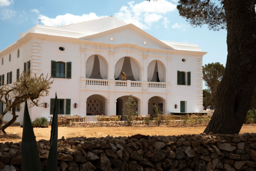 67f793e95d6603fa33392fbc_KAREL_BALAS_MENORCA_EXP_0070