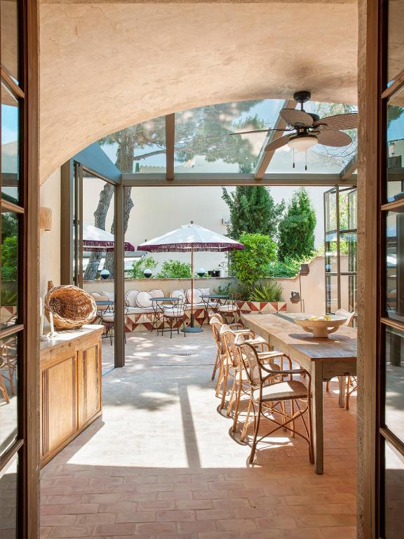 la bionda hotel costa brava