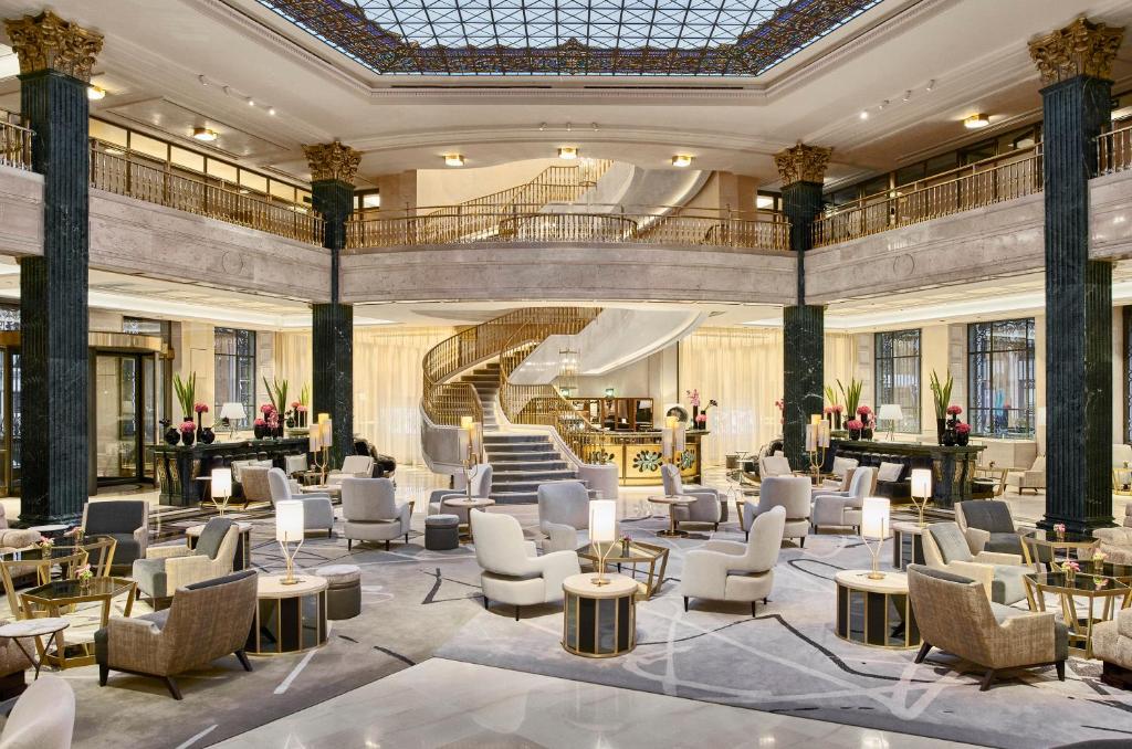 FOUR SEASONS HOTEL MADRID