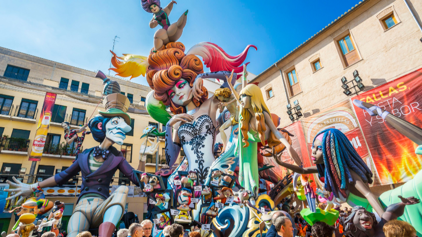 ou partir en vacances en mars : las fallas