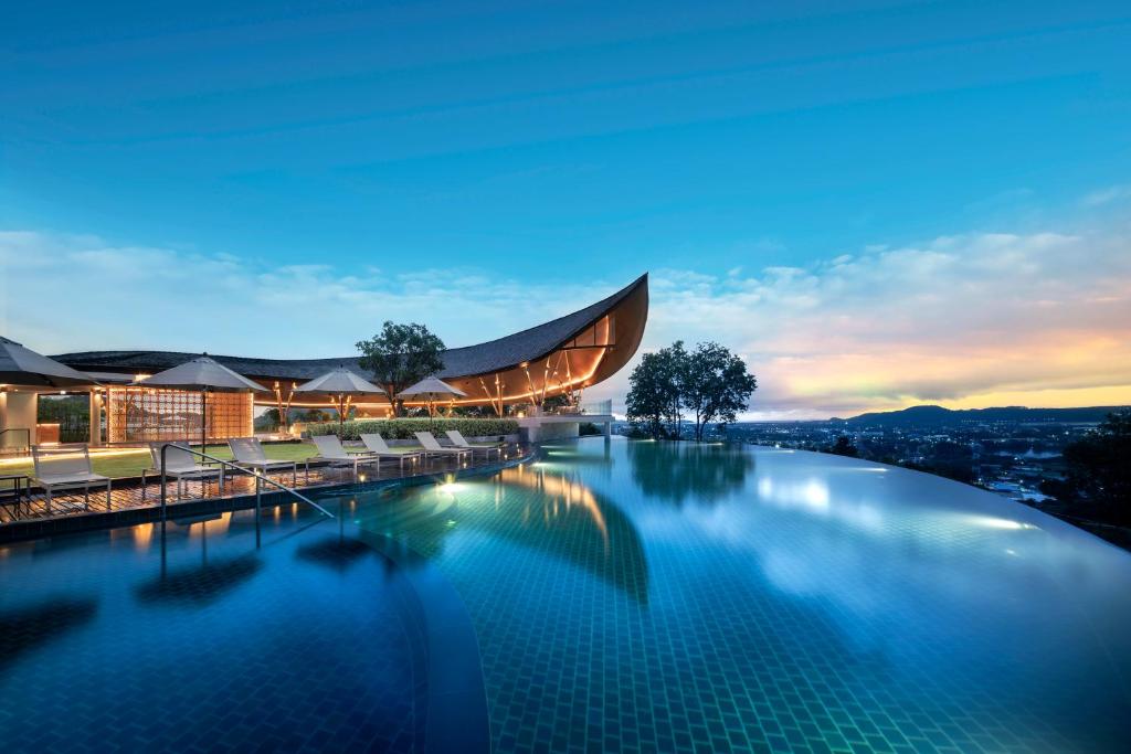 hotel luxe phuket